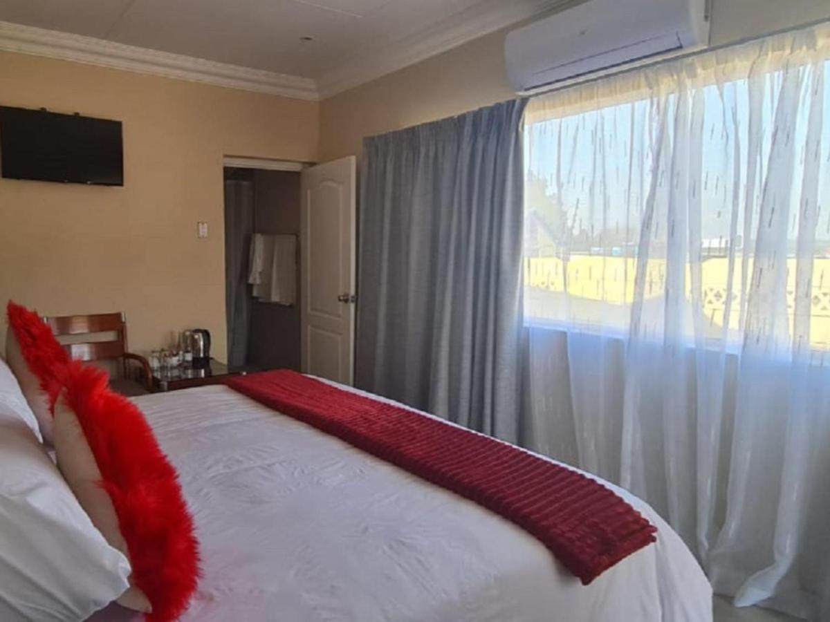 Benoni N12 Hotel エクステリア 写真